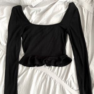 Long sleeve peplum crop top